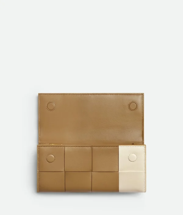 Bottega Veneta Cassette Large Flap Wallet>Women Long Wallets