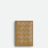 Bottega Veneta Intrecciato 15 Passport Case>Women Pouches And Travel Accessories | Pouches And Travel Accessories