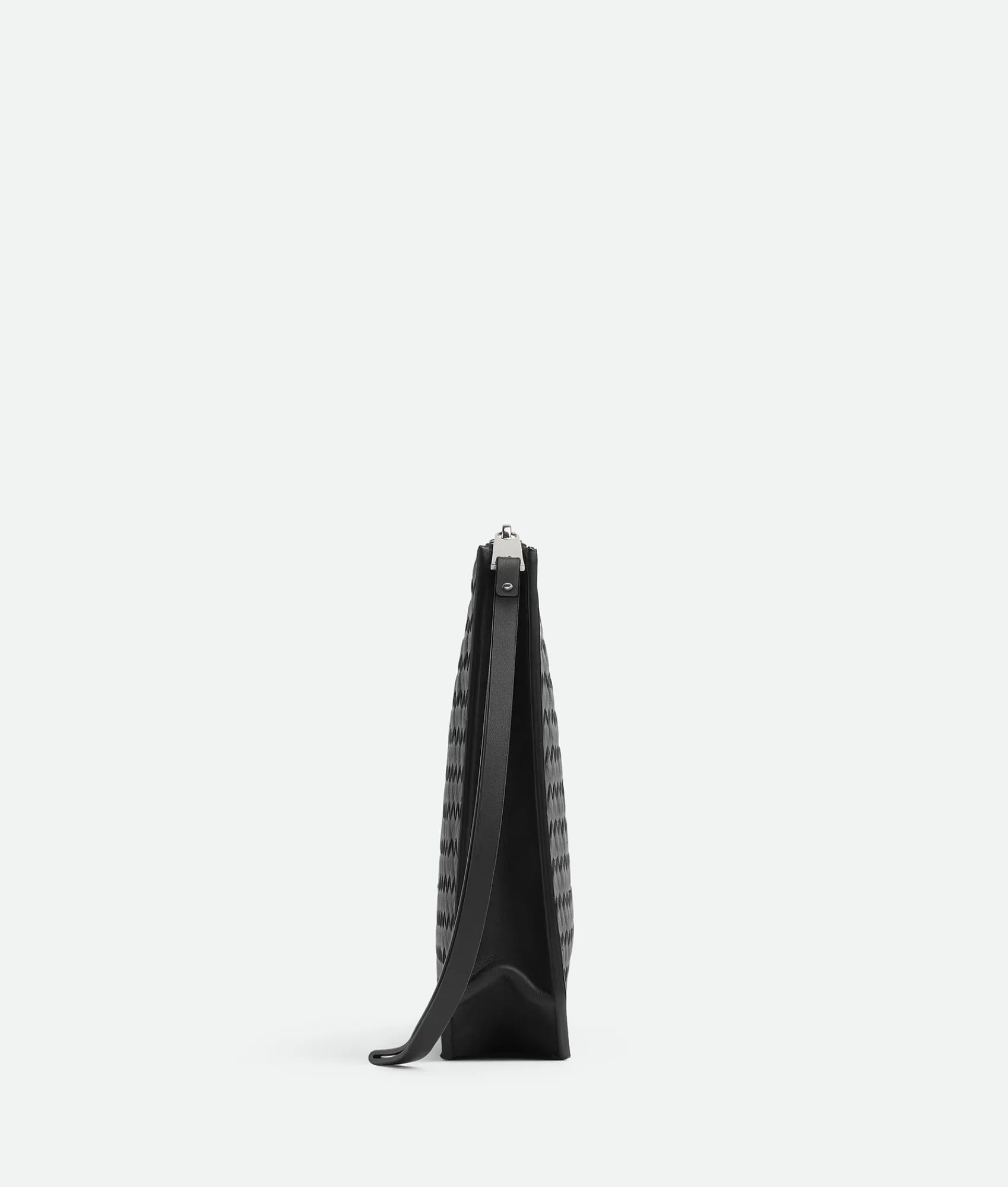 intrecciato_piccolo_stand_2.webp Bottega Veneta Intrecciato Piccolo Standing Pouch> Pouches And Travel Accessories