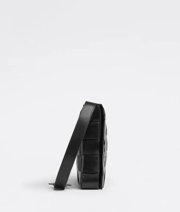 Bottega Veneta Maxi Cassette> Crossbody