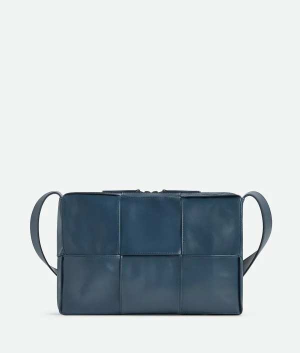 Bottega Veneta Medium Arco Camera Bag> Crossbody