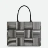 Bottega Veneta Medium Arco Tote Bag> Shopper